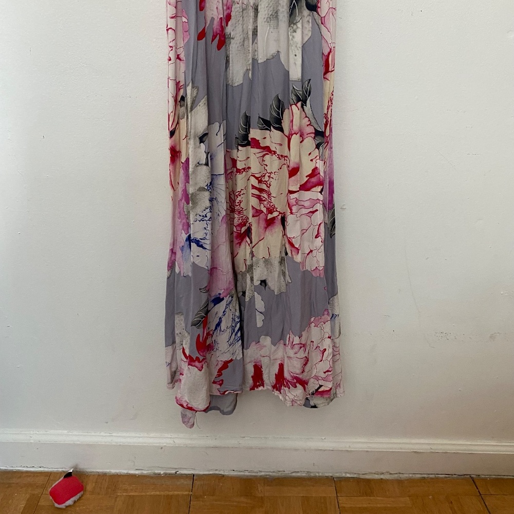 JAASE Grey & Pink Floral‎ Cut-Out Halter Maxi Dress - Picture 4 of 6